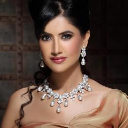 Pearl Necklace Set by Kalajee